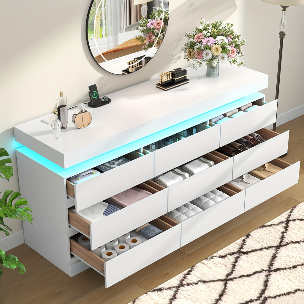Dresser for Bedroom, Closet Organizers And Storage, Large Modern Chest Of Drawers with Handle Free, Dresser for Bedroom with 9 Deep Storage Drawers, Freestanding Long Dressers with Charging Station & LED Lights, Storage Drawer Units
