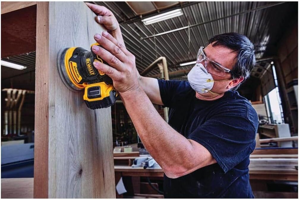 DEWALT 20V MAX Orbital Sander Cordless, 5-Inch Sander Tool, 2.Ah, 8,000-12,000 - DCW210D1