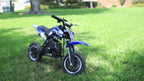39cc gas powered mini bike, 4-stroke engine motorcycle with a maximum speed of 20 miles per hour, compact off-road bike, durable metal frame, easy to start drawstring system, small energy-saving motorcycle suitable for outdoor exploration, front and rear