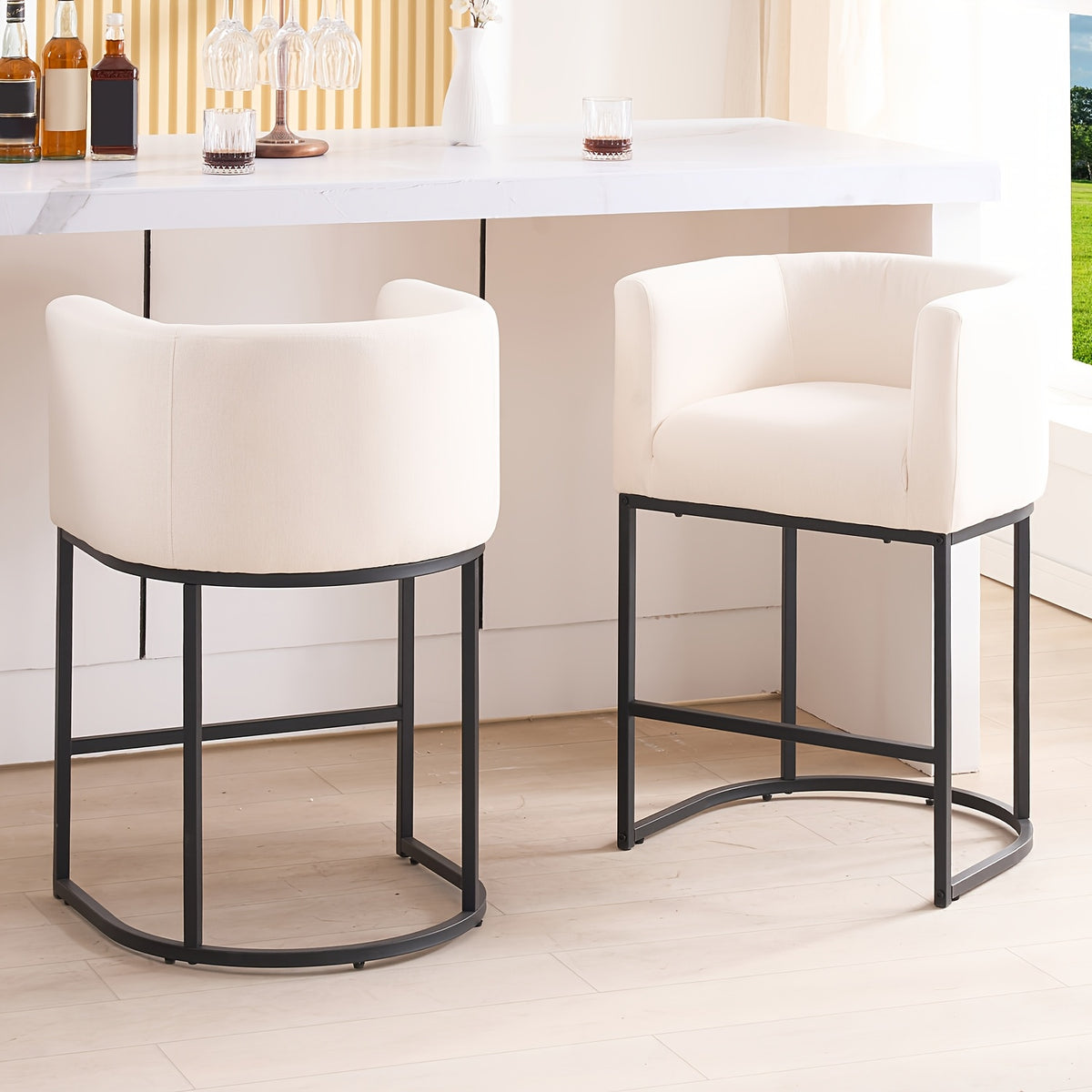 26-Inch Tall Modern Barrel-Shaped Beige Bar Stool - Bar Stool with Ergonomic Backrest And Armrests, Linen And PU Fabric Cushion And Sturdy Black Metal Frame, Suitable for Kitchen Islands, Breakfast Bars, And Home Decoration