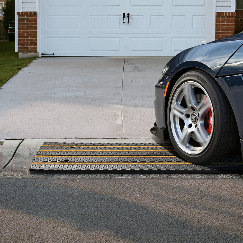 VEVOR 1 Pcs /2 Pcs / 3 Pcs Driveway Rubber Curb Ramp 33069 lbs 2.6 in Rise Threshold Ramp