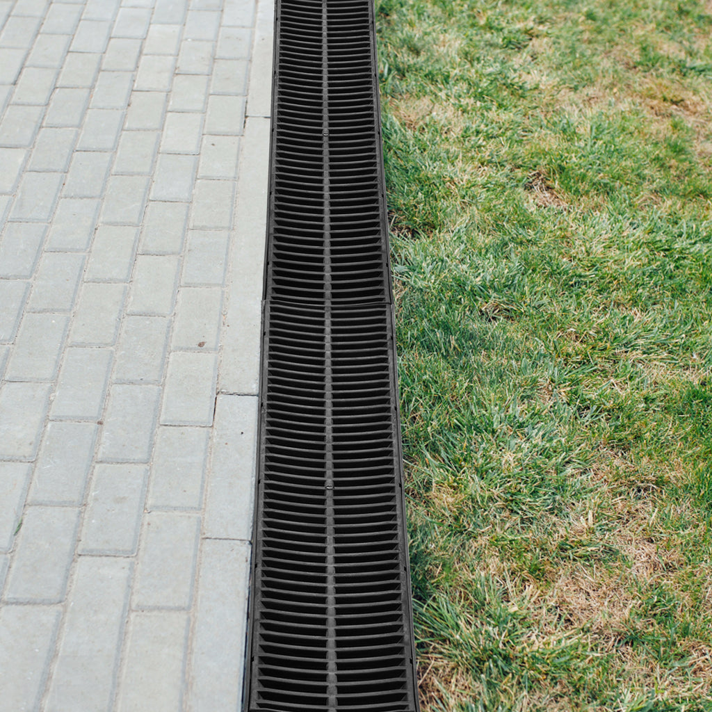 Trench Drain System by VEVOR, 6-Piece Interlocking Channel Drain for Driveways and Garages
