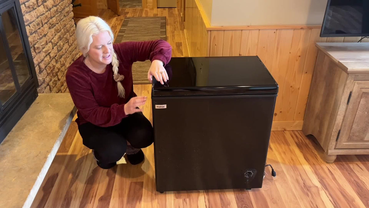 4.2 CU.FT. Compact Chest Freezer with 7 Adjustable Thermostat, Top Open Door Deep Freezer Compressor Cooling with Removable Storage Basket, Perfect for Home Office Dorm Or Apartment