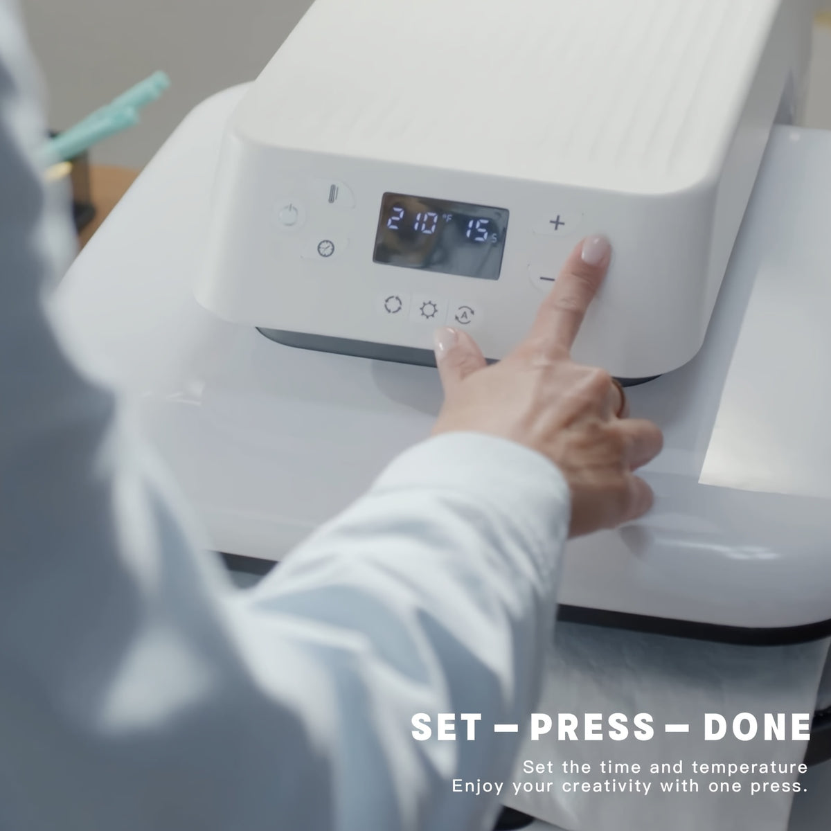 HTVRONT Auto Heat Press Machine 15x15 for T Shirts - Professional Heat Transfer Machine with Auto-Release - Fast & Even Heating for HTV, Sublimation Projects